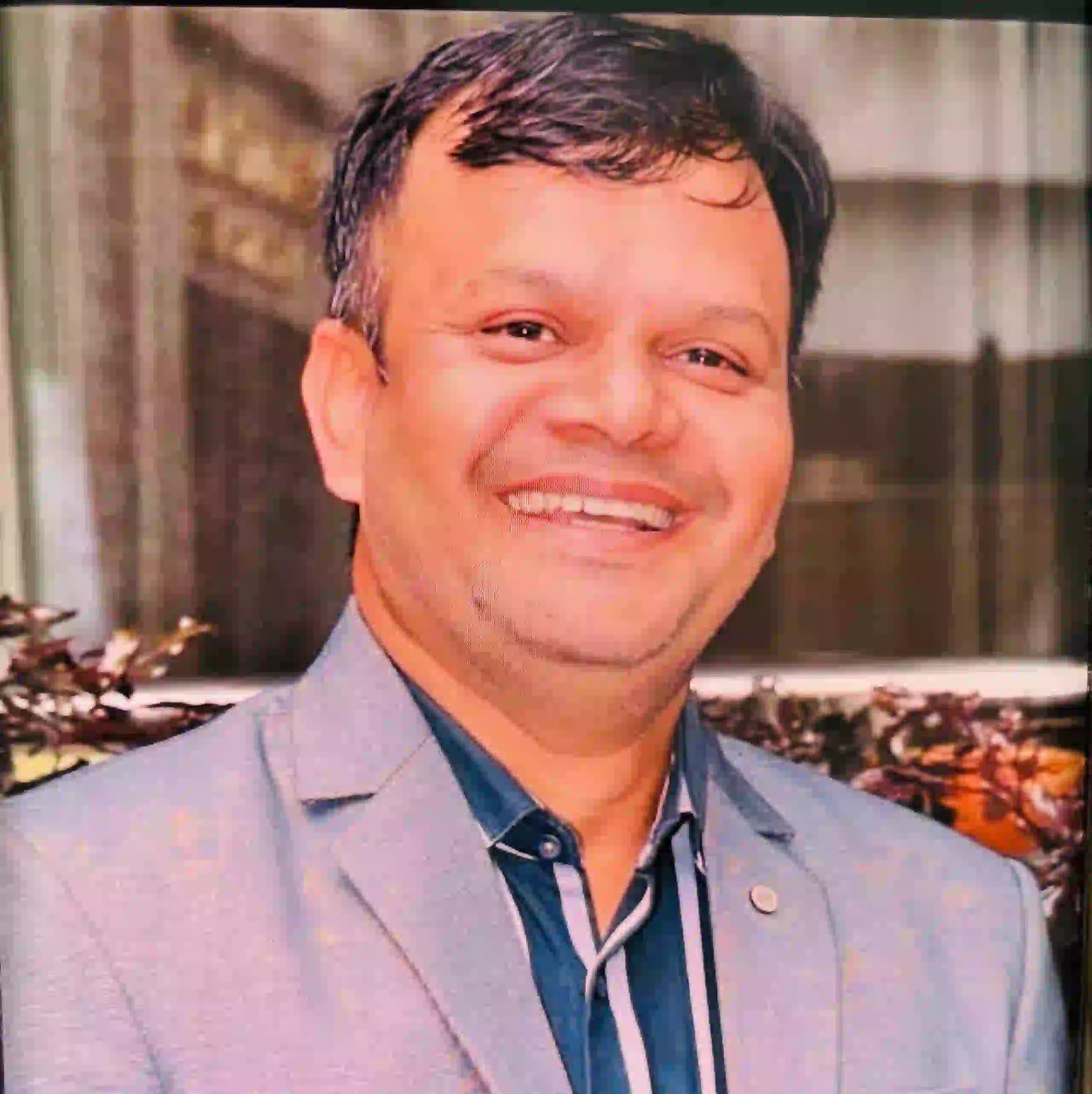 Dr. Mukesh R. Aradle